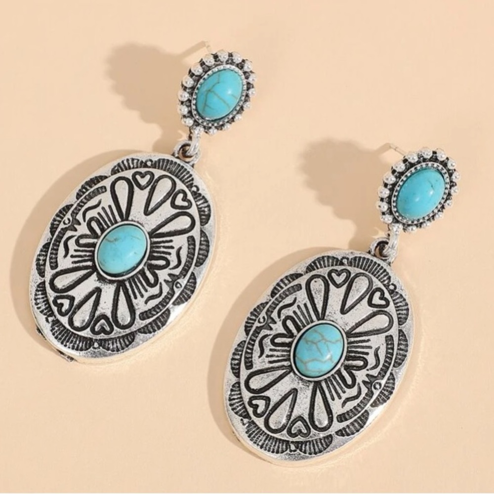 Bohemian Chic Southwestern Turquoise & Silver Dangle Drop Statement Earr… - Picture 2 of 5